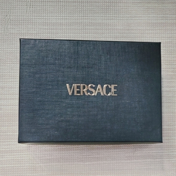 Versace Medusa Card Holder-Pastel Blue - Picture 10 of 14